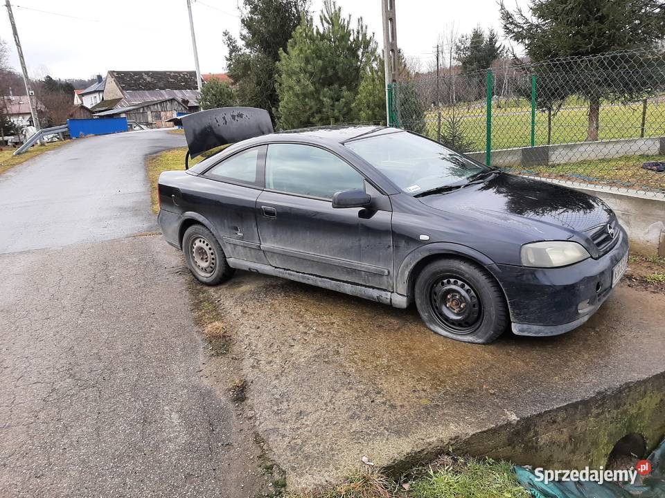 Uszkodzony opel Astra G Coupe Bertone Astra Gdów