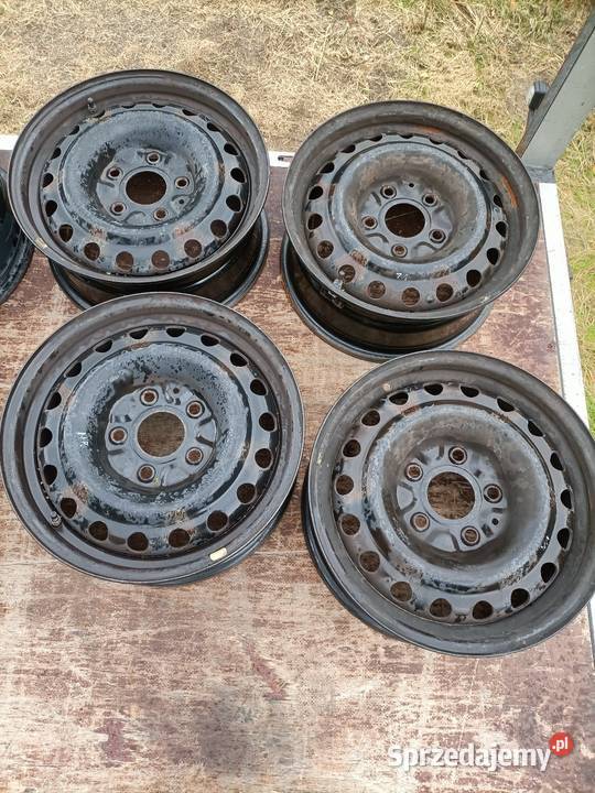 4 felgi bez opon x16 Renault Master