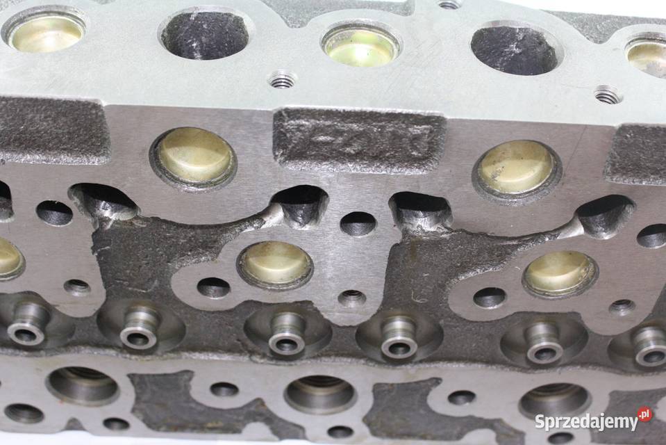 Głowica Kubota L2602L3202L4202 podkarpackie Tajęcina sprzedam