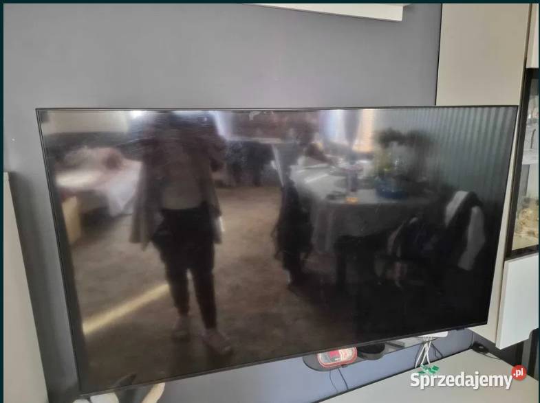 syndyk sprzeda TV Samsung 55