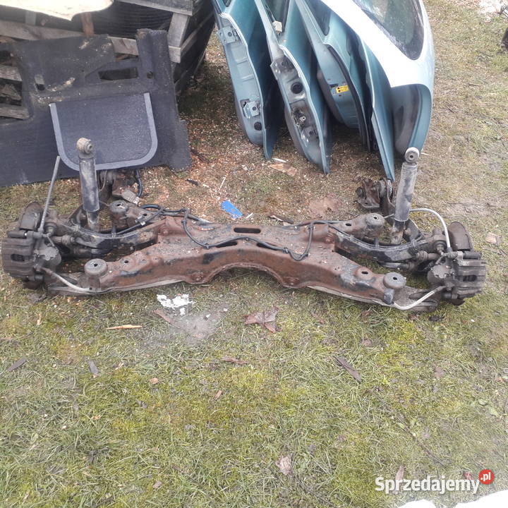 Sanki Opel Vectra C 18 16v 122 2005r osobowe Żabno