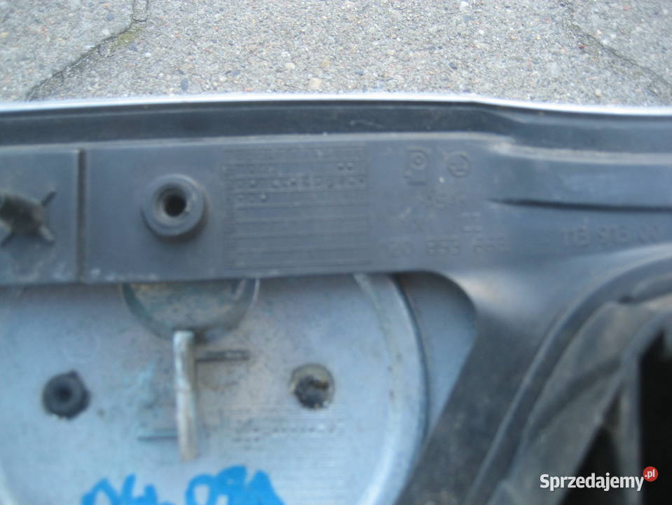 skoda octavia ii 0408r atrapa grill 1z0853668 wielkopolskie Rakoniewice sprzedam