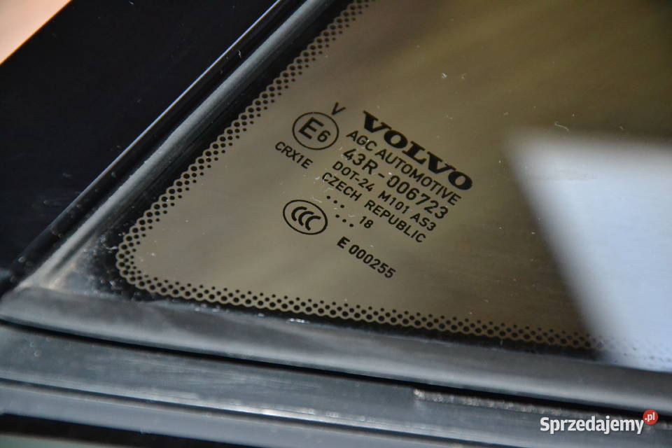 VOLVO XC40 szyba drzwi lewy tył mała trójkąt Lubliniec