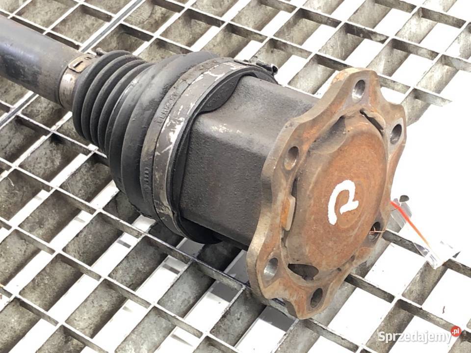 PÓŁOŚ PRAWY PRZÓD AUDI A4 B8 8K0407271Q 20 143 osobowe