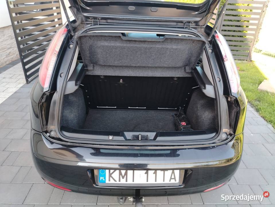 Punto Evo 2012 krajowe 59 Klima czarny Miechów sprzedam