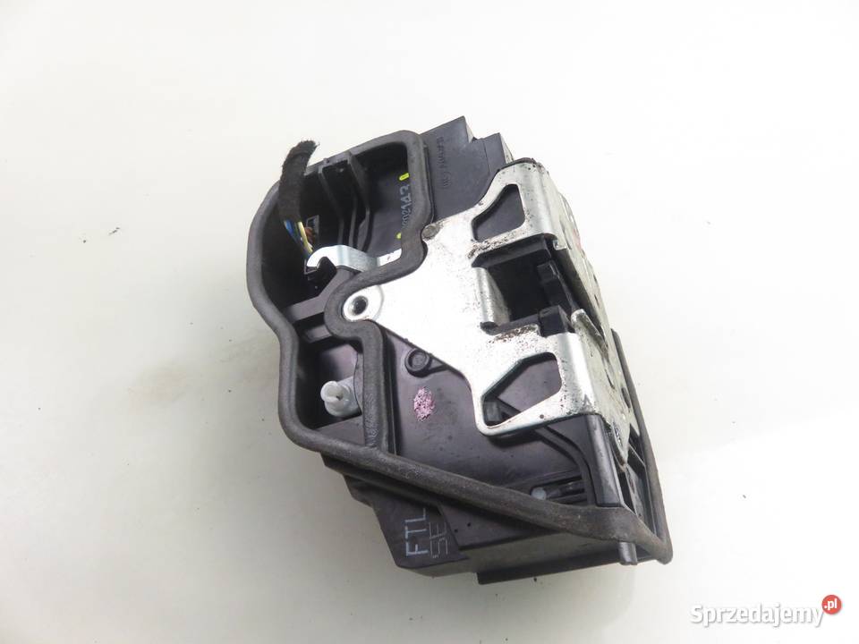 ZAMEK LEWY PRZEDNI BMW X3 E83 7202143 osobowe Motoryzacja sprzedam