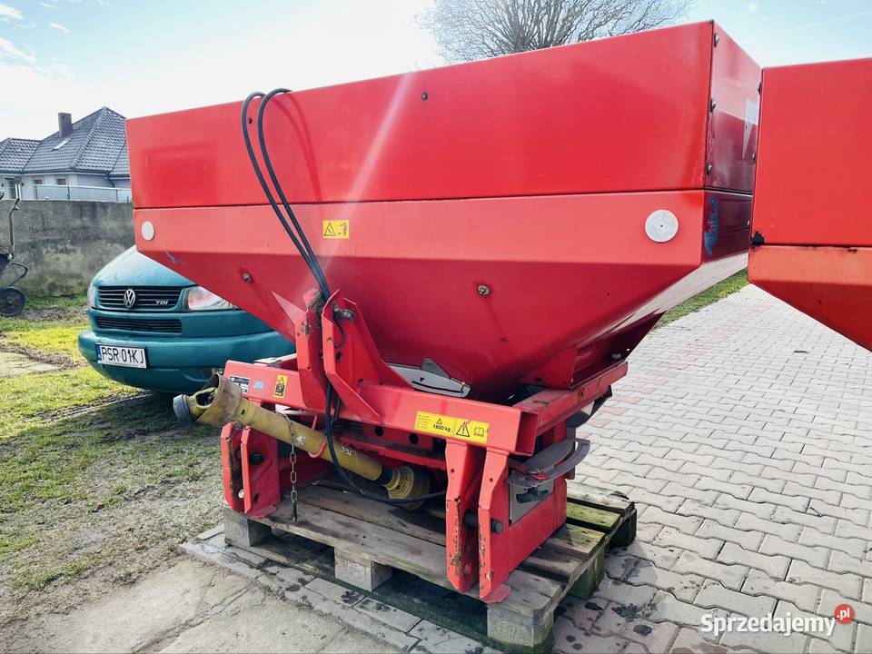 Rozsiewacz nawozu Kuhn Rauch 935 m620 l 1500 l Chwałkowo
