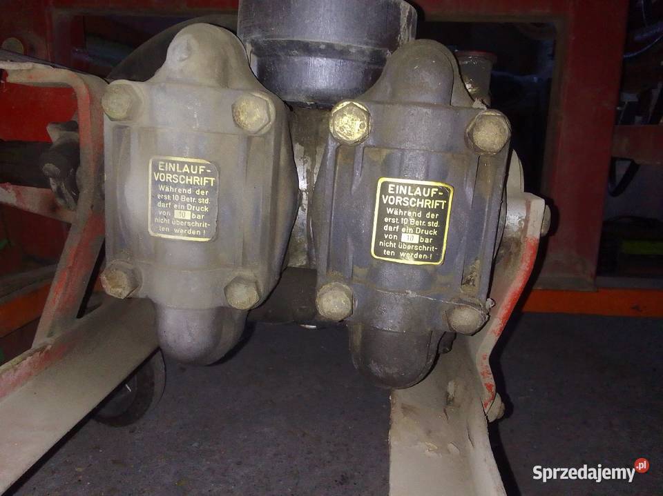 Opryskiwacz RAU 600 L Radomierzyce