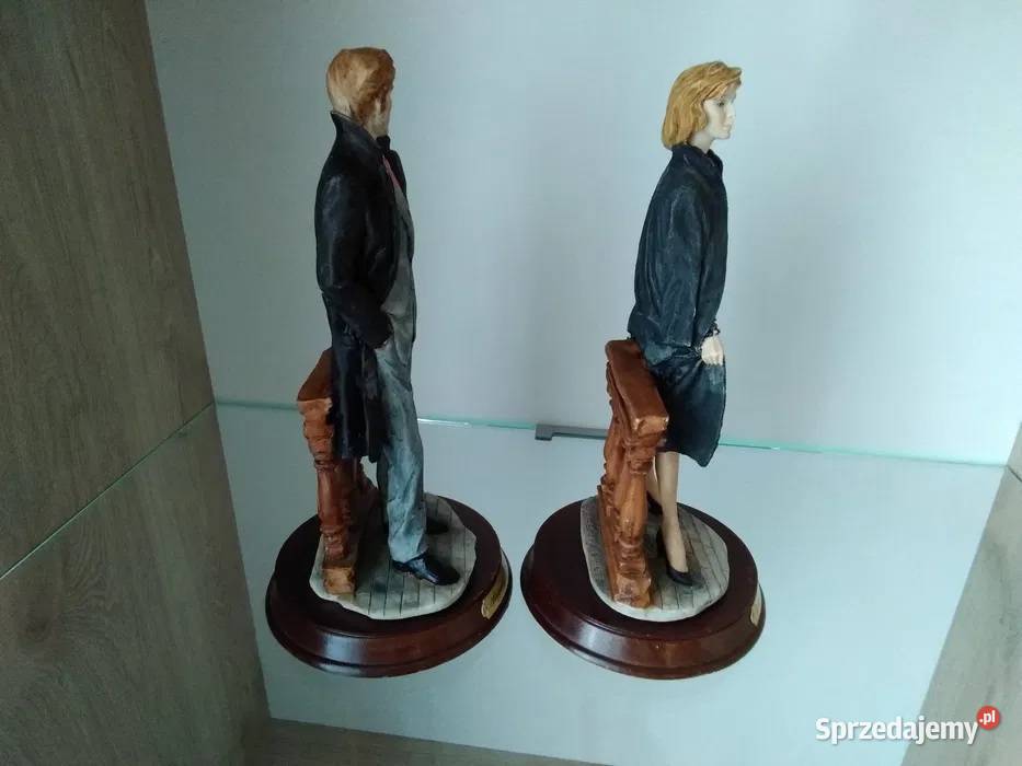 Stare Angielskie Figurki Masa Żywiczna Para mazowieckie sprzedam