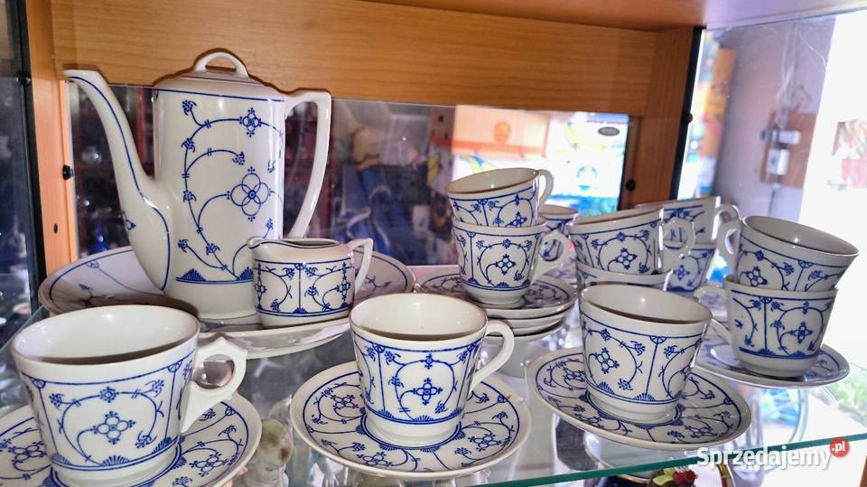 Piękny serwis 12 osób Chorzew