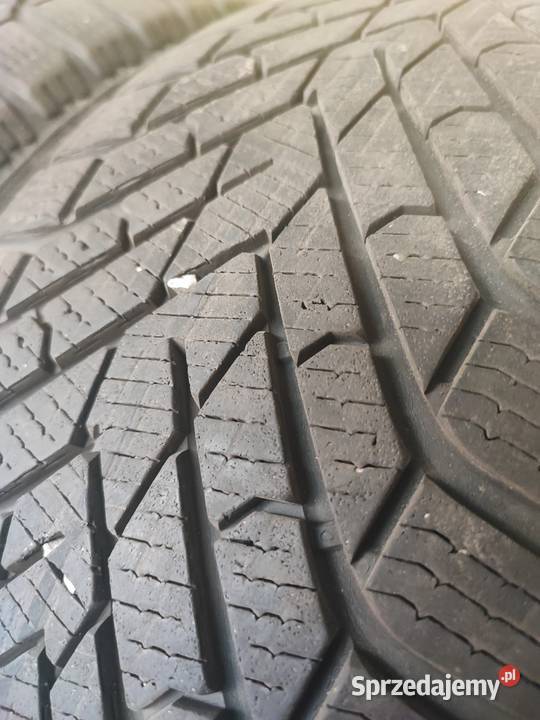 Opony zimowe 2255519 Pirelli 2023 śląskie Rydułtowy sprzedam