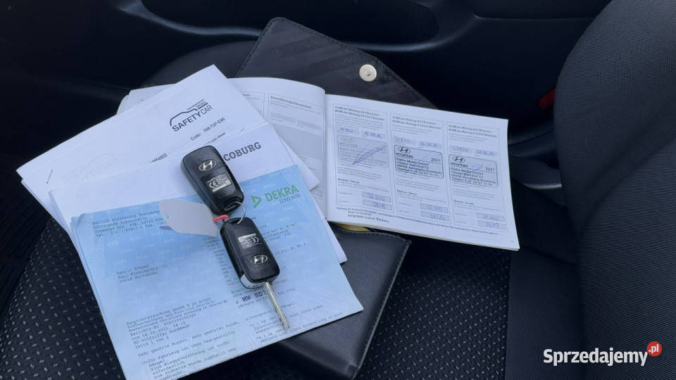 Hyundai i30 14 BENZ 110 Lift 2012 Przebieg klimatyzacja