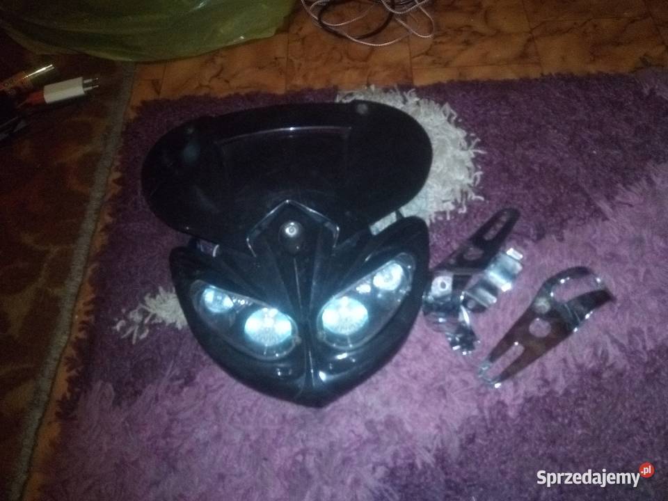 Sprzedam tanio przednia lampę do motoru sprawna Kielce