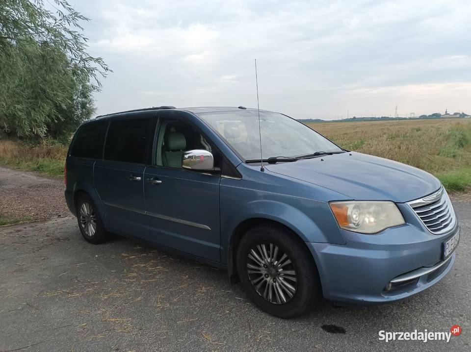 Chrysler town and country limited Targowisko