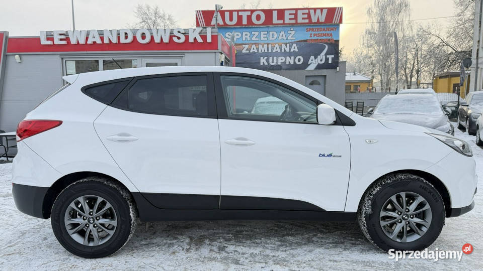 Hyundai ix35 Benzyna Zarejestrowany Ubezpieczony warmińsko-mazurskie Elbląg sprzedam