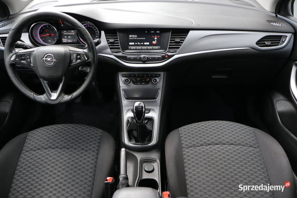 Opel Astra 14 T relingi dachowe Zabrze