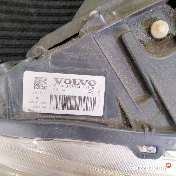 Lampa prawa Volvo S60 lift Na części Siedlce sprzedam