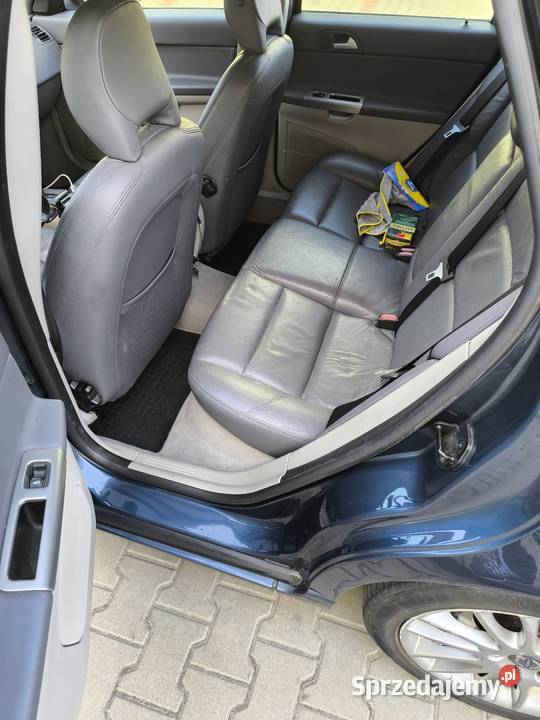 Volvo V50 24 D5 180 automat gniazdo AUX Volvo