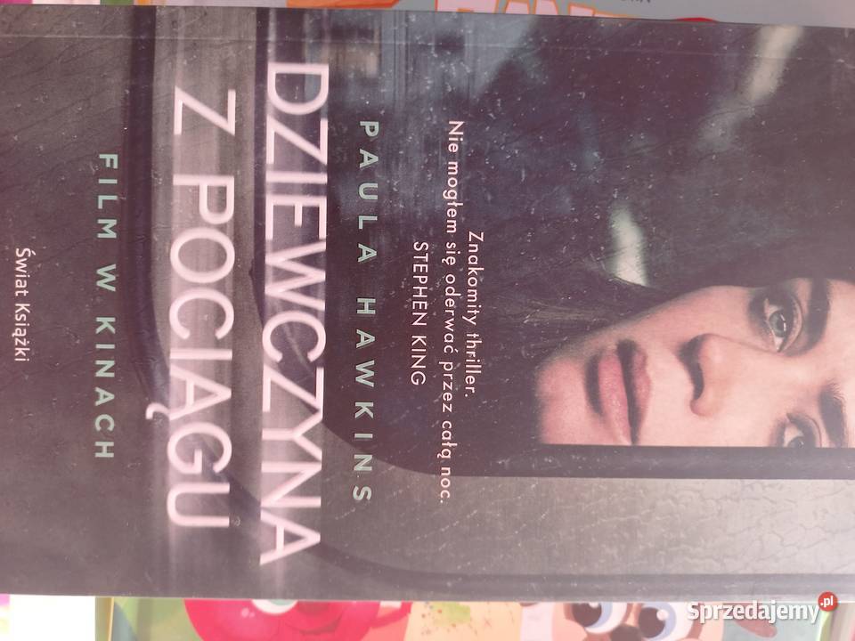 Dziewczyna z pociągu książki Warszawa miękka