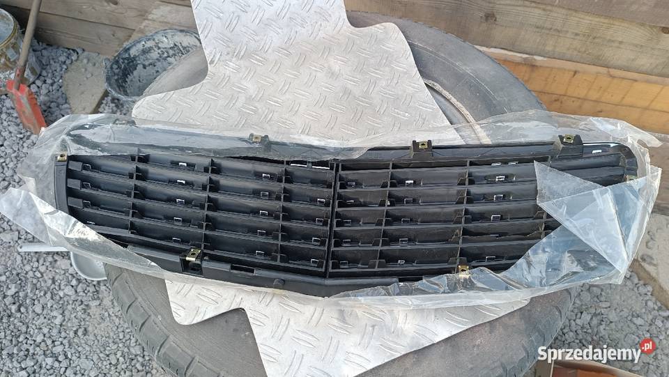 Atrapa Grill Mercedes E Klasa W211 osobowe Orzesze