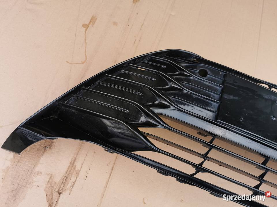 Kratka zderzaka przedniego Yaris 3 III LIFT 17