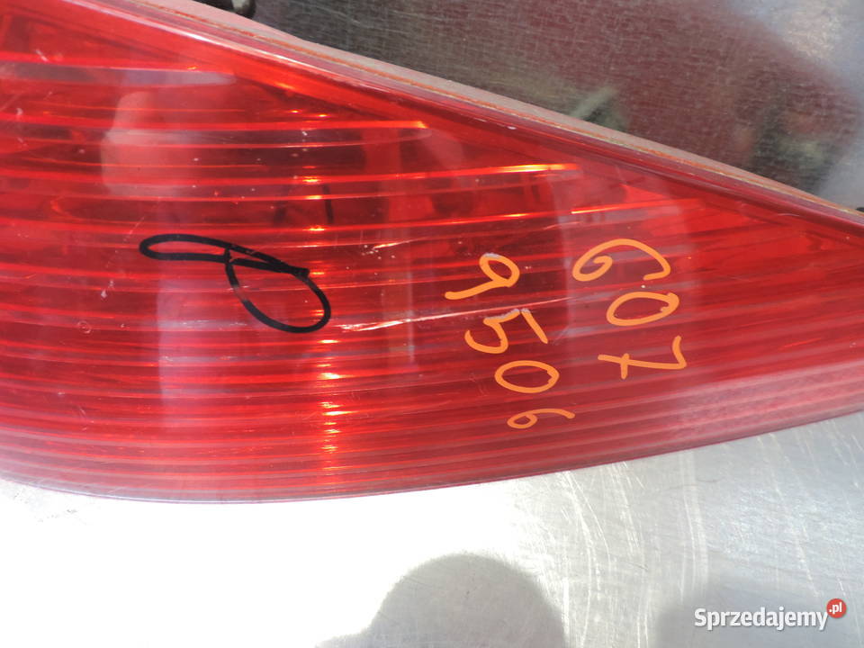 Lampa prawy tył Peugeot 607 Rok produkcji 2000 małopolskie Nowy Sącz