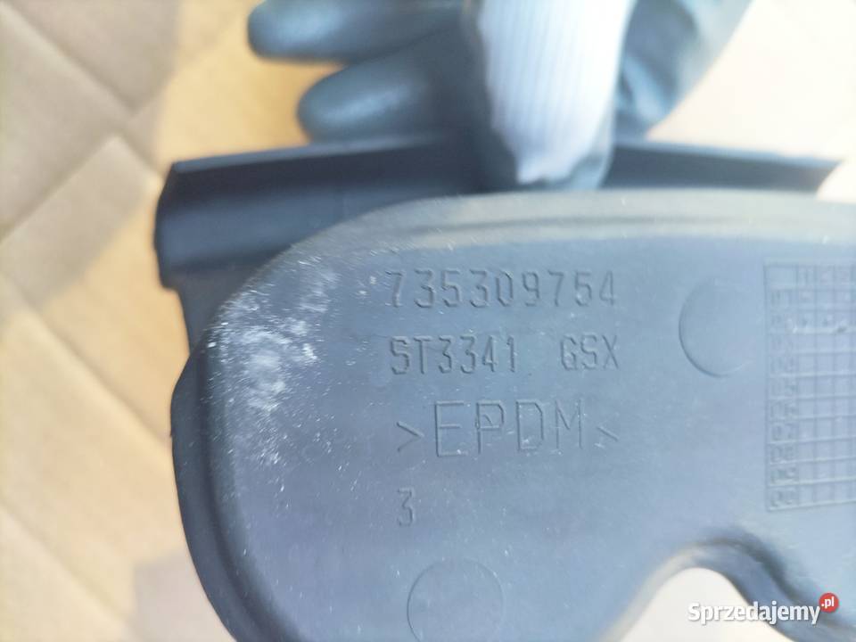 FIAT STILO 735309754 PODSTAWKA POD KUBEK GUMOWA Kamień-Kolonia sprzedam