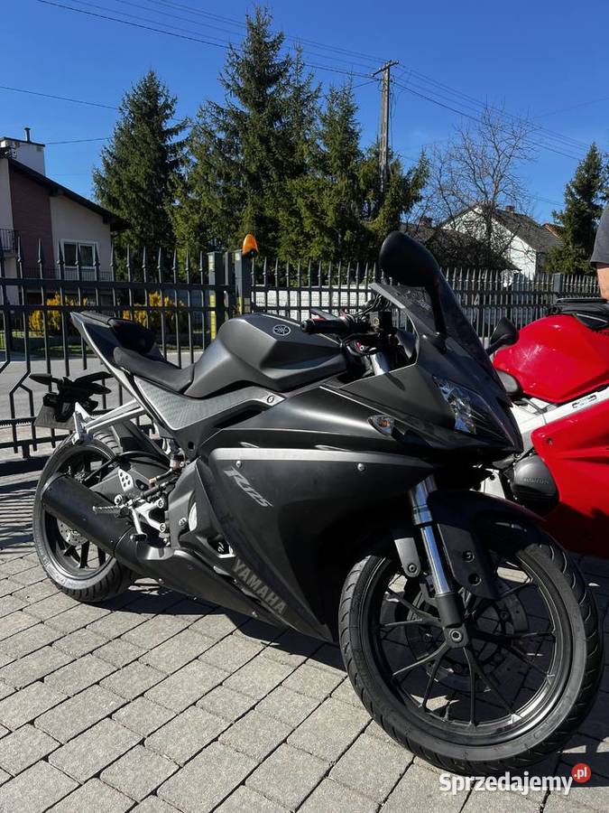 Yamaha yzf r125 2015r nieuszkodzony Nowa Sarzyna sprzedam
