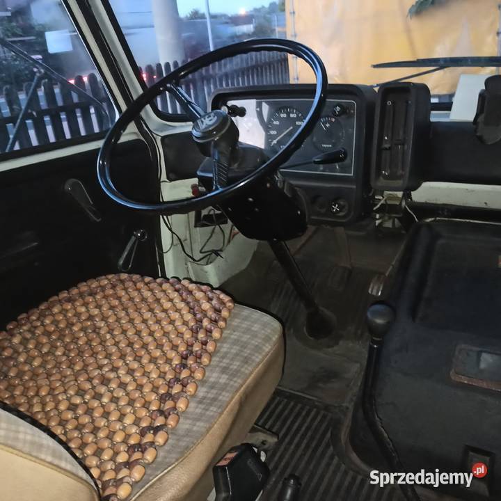 Bedford kamper 1977 z gazem Rok produkcji 1977 Kolonia Poczesna