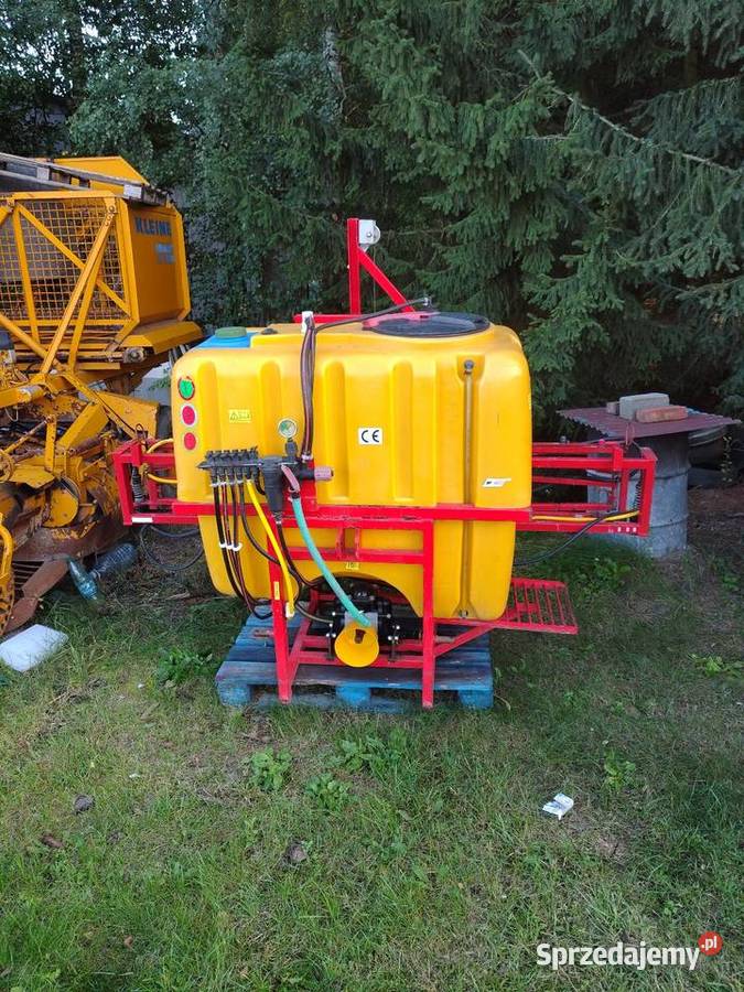 Opryskiwacz 800l 12 lance Siedliszcze-Kolonia