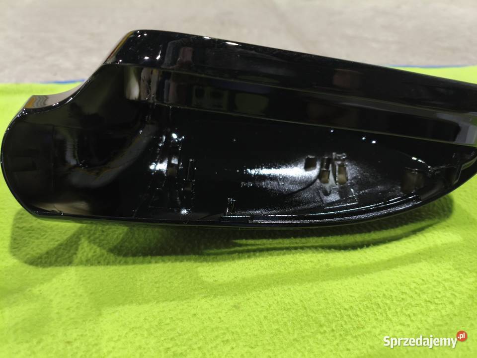 Sprzedam obudowy lusterek Audi A4B8