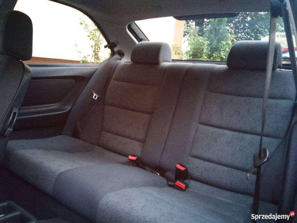 BMW E36 316i 19 benzyna Exclusiv Edition