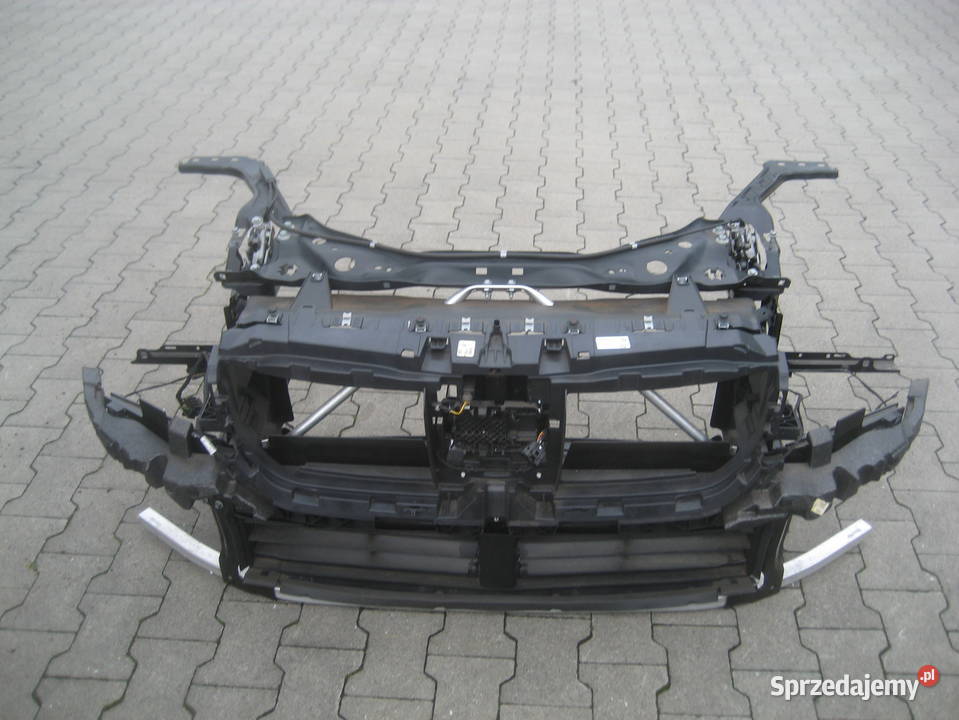bmw x1 u11 22-26r pas przedni zamki belka 7011116
