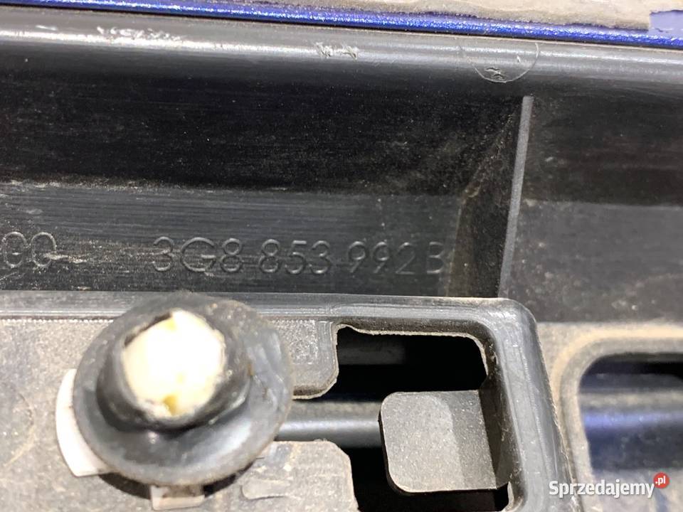 LISTWA DRZWI PRAWY TYŁ VW ARTEON Hatchback Listwy i nakładki