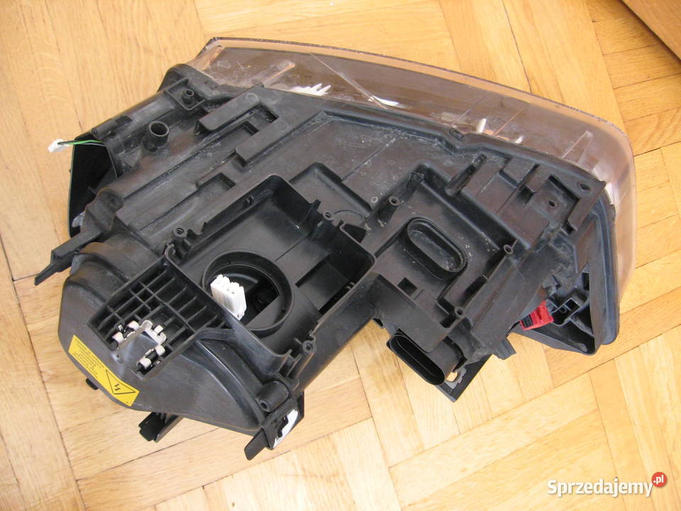 Reflektor lapma przednia przód Audi Q3 20112014