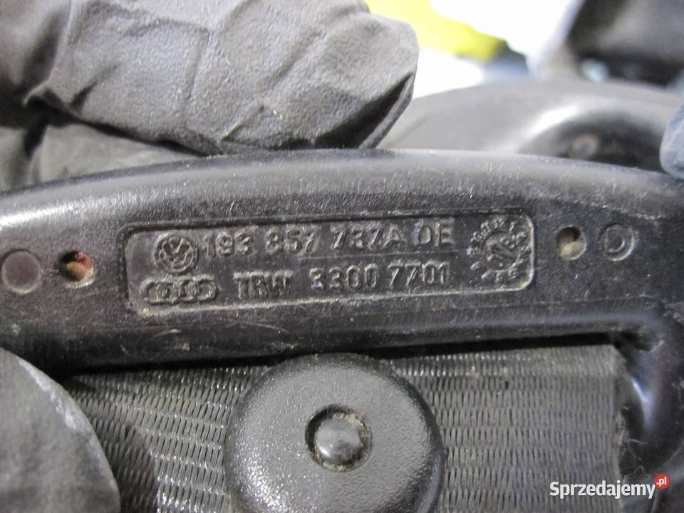 VW PASSAT CC 08r pas bezpieczeństwa prawy przód świętokrzyskie