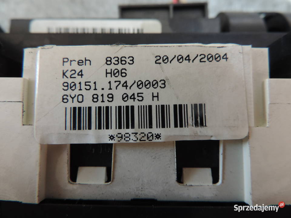 PANEL NAWIEWU SKODA FABIA 1 6Y0819045H Rok produkcji 2004 Nowy Sącz