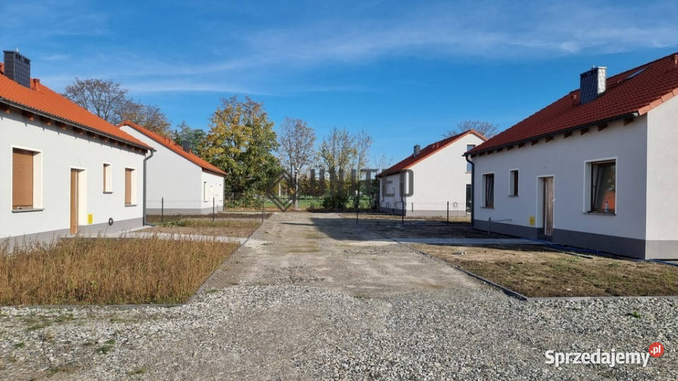 Dom wolnostojący z ogrodem w Miłoszycach