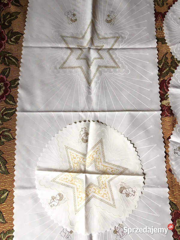 Zestaw nowych nieużywanych serwetek obrus na Kraków