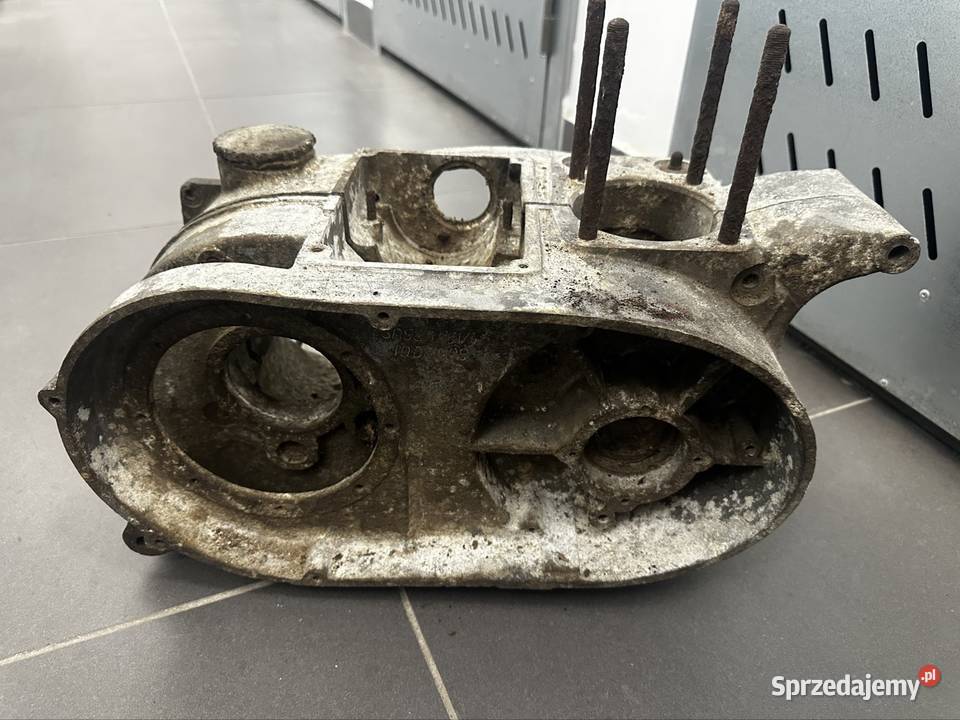 Kratery silnika Junak M07 1959 Silniki i osprzęt Białystok