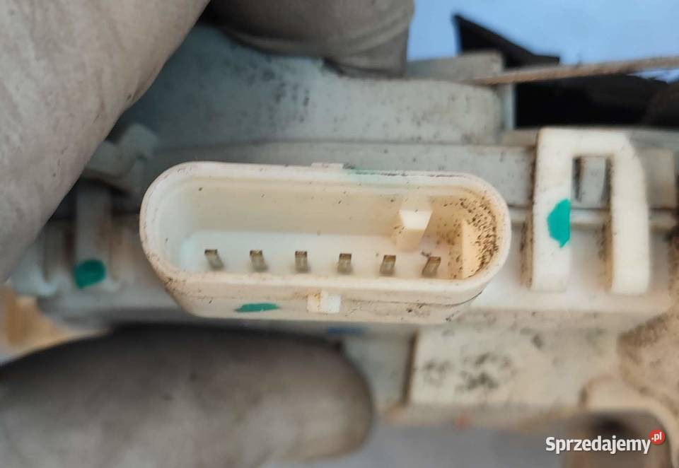 Audi A4 B8 Zamek klamka drzwi tylne prawe osobowe Jaworzno