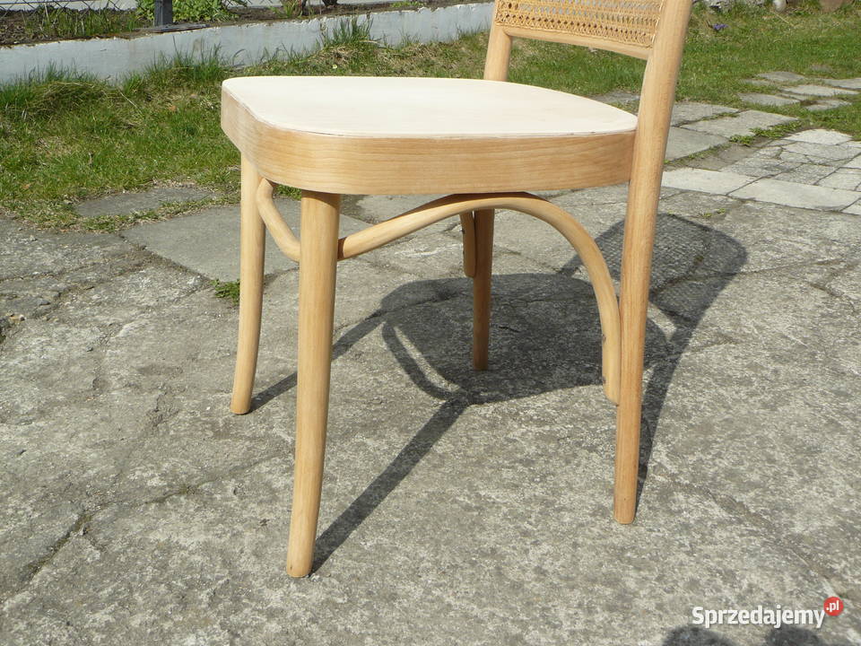 Stare krzesła gięte