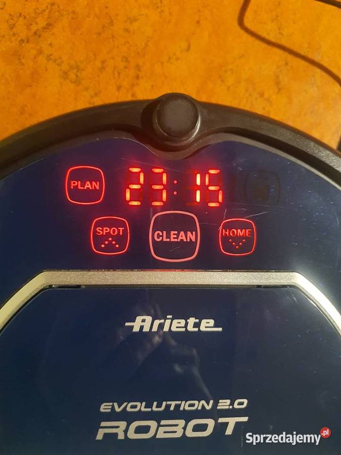 Duży Robot odkurzający Ariete Evolution 20 Łódź