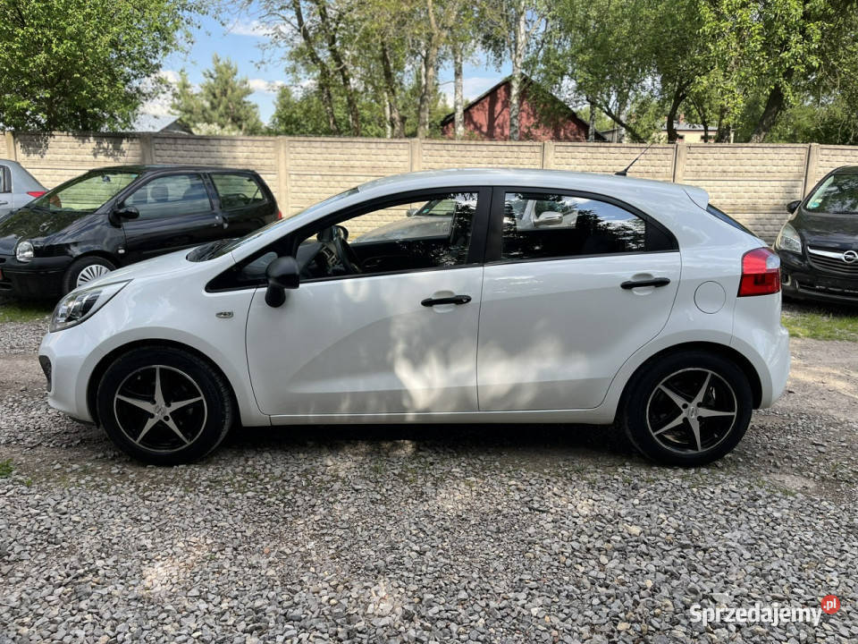Kia Rio 12 1WŁ Klima Alu el szyby Isofix Bez 4/5 śląskie Częstochowa