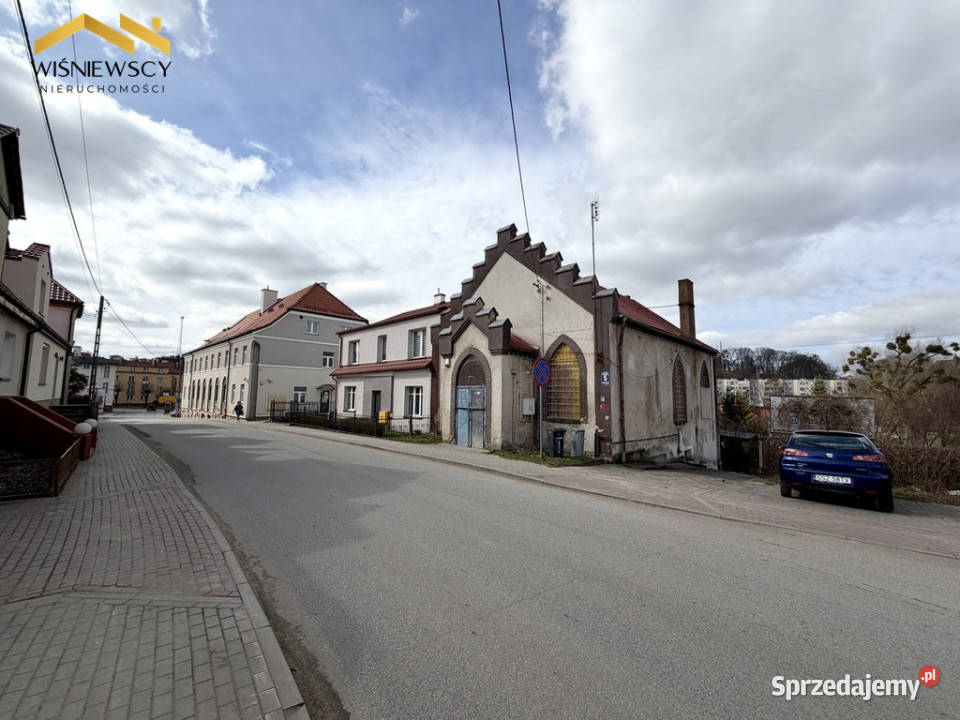 Lokal 10714 m w centrum Dzierzgonia 2417zł/m2