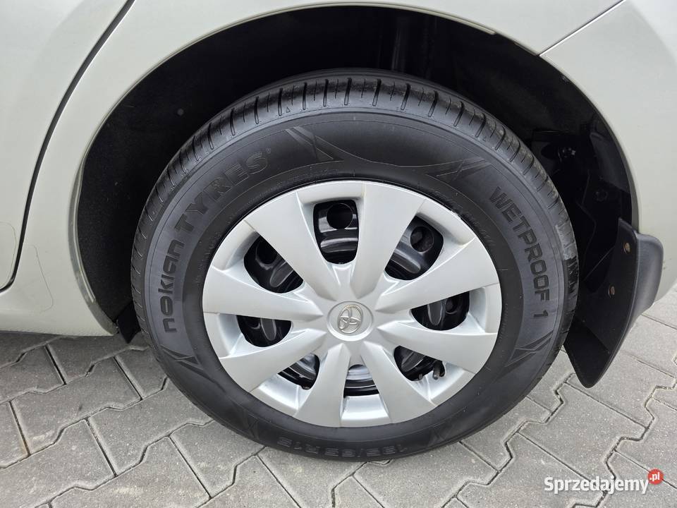 Toyota Auris 14 salon wzorowa benzyna śląskie Siewierz sprzedam