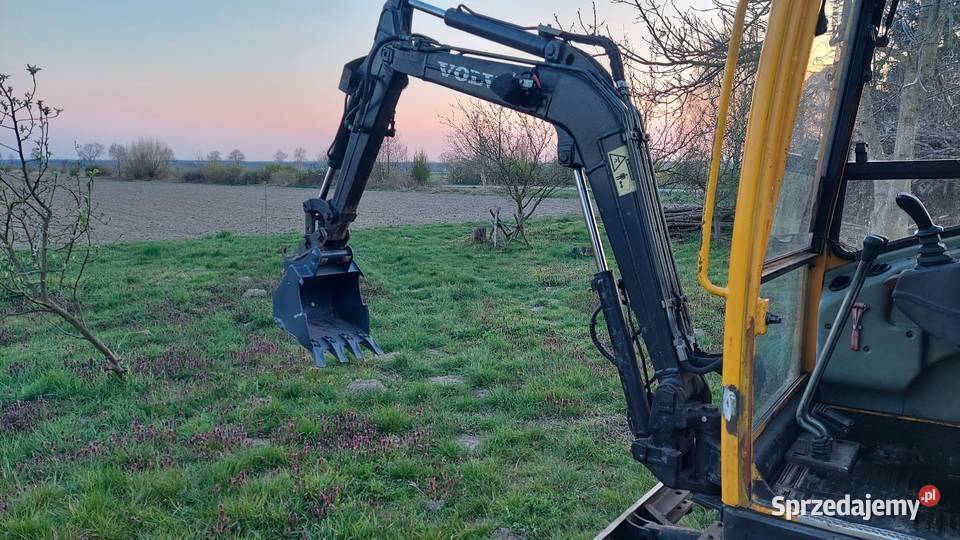 Minikoparka ec15b Rok produkcji 2006 opolskie Wilków