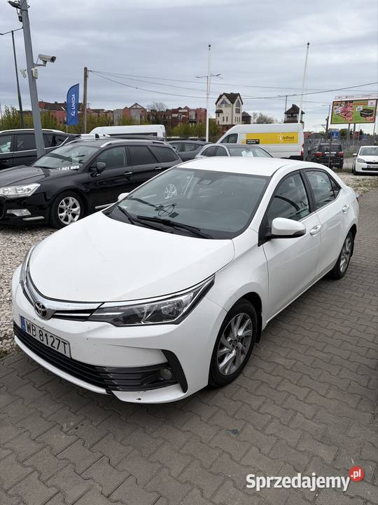 Toyota Corolla 16 Benzyna Gaz kupiony w polskim salonie