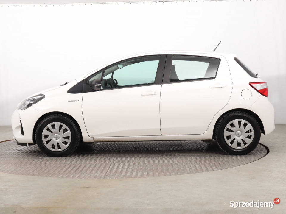 Toyota Yaris 15 VVTi Hybrid ABS Katowice