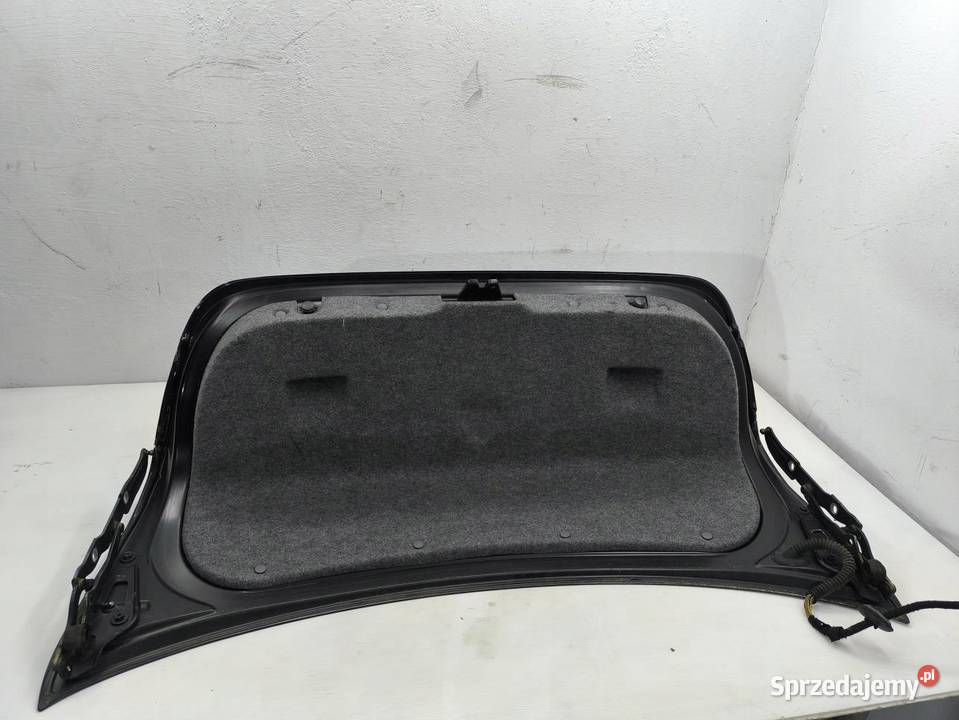 KLAPA TYŁ BMW E90 20B
